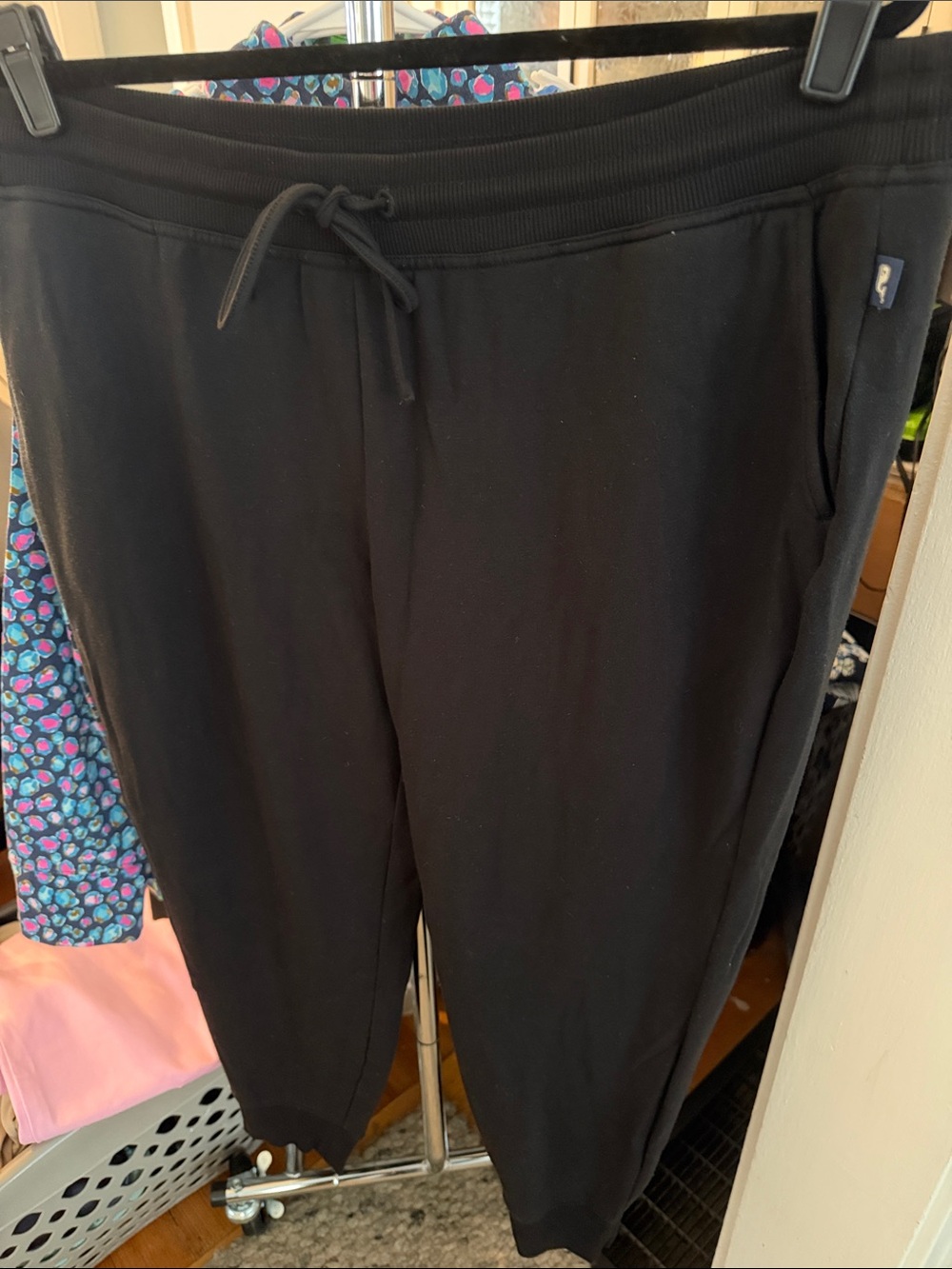 Vineyard Vines Black Sweatpants with Drawstring